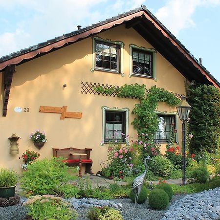 Ferienwohnung-Mediterran Айнрур Екстериор снимка