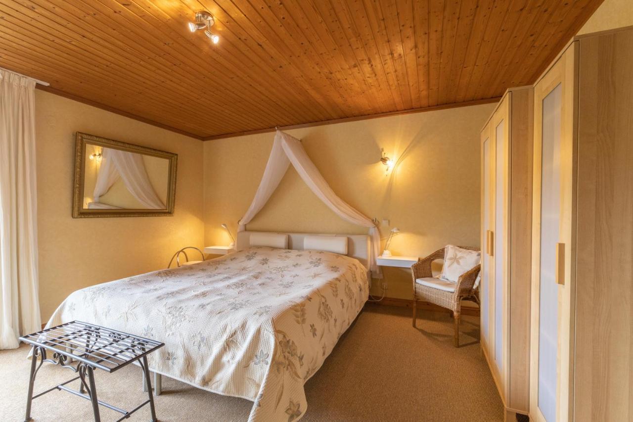 Ferienwohnung-Mediterran Айнрур Екстериор снимка